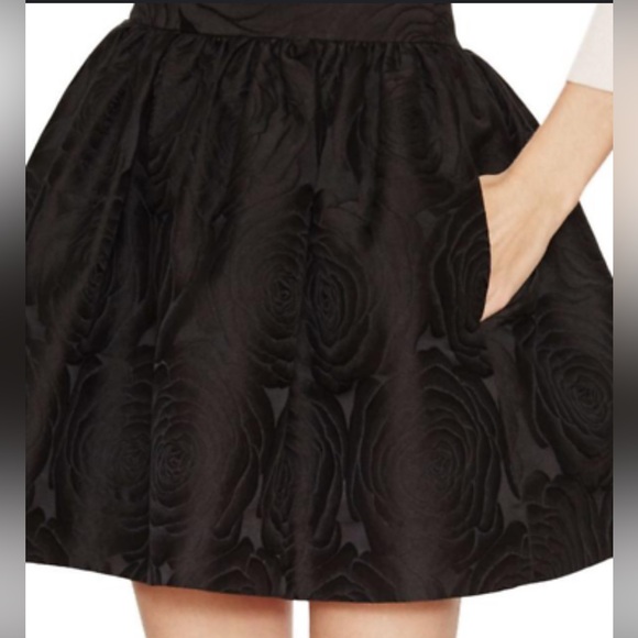 Kate Spade Black Mini Skirt/ Floral - Picture 15 of 15
